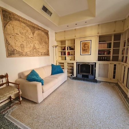 Fontana Cozy Apartment Milan Luaran gambar