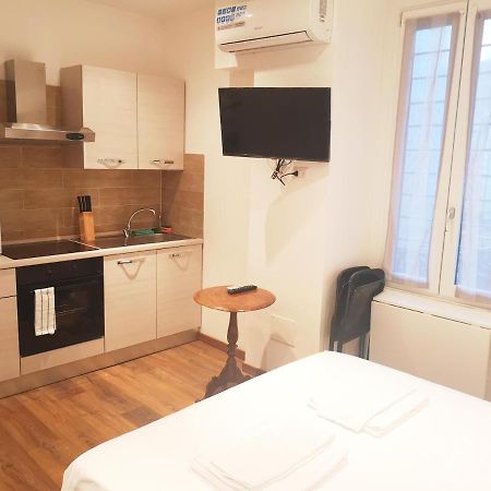 Fontana Cozy Apartment Milan Luaran gambar