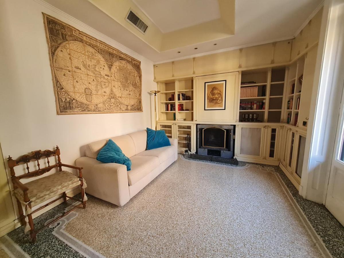 Fontana Cozy Apartment Milan Luaran gambar