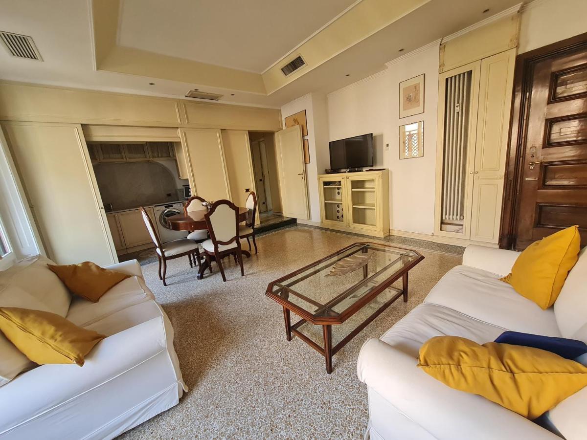 Fontana Cozy Apartment Milan Luaran gambar
